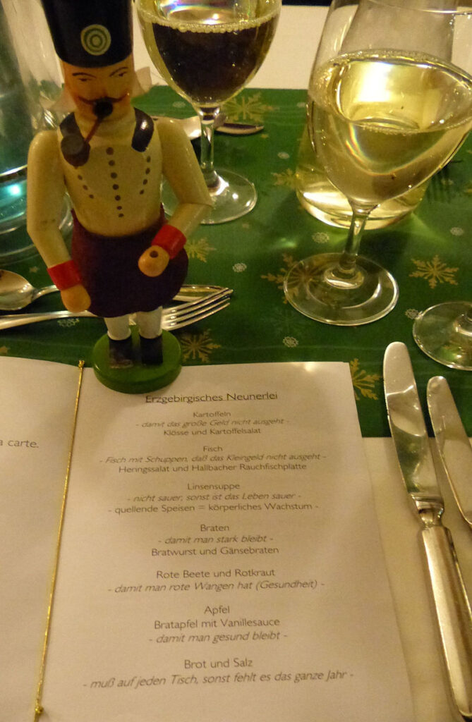 ドイツ版おせち料理？エルツ山脈のクリスマス料理「das Neunerlei」（９でできた料理）